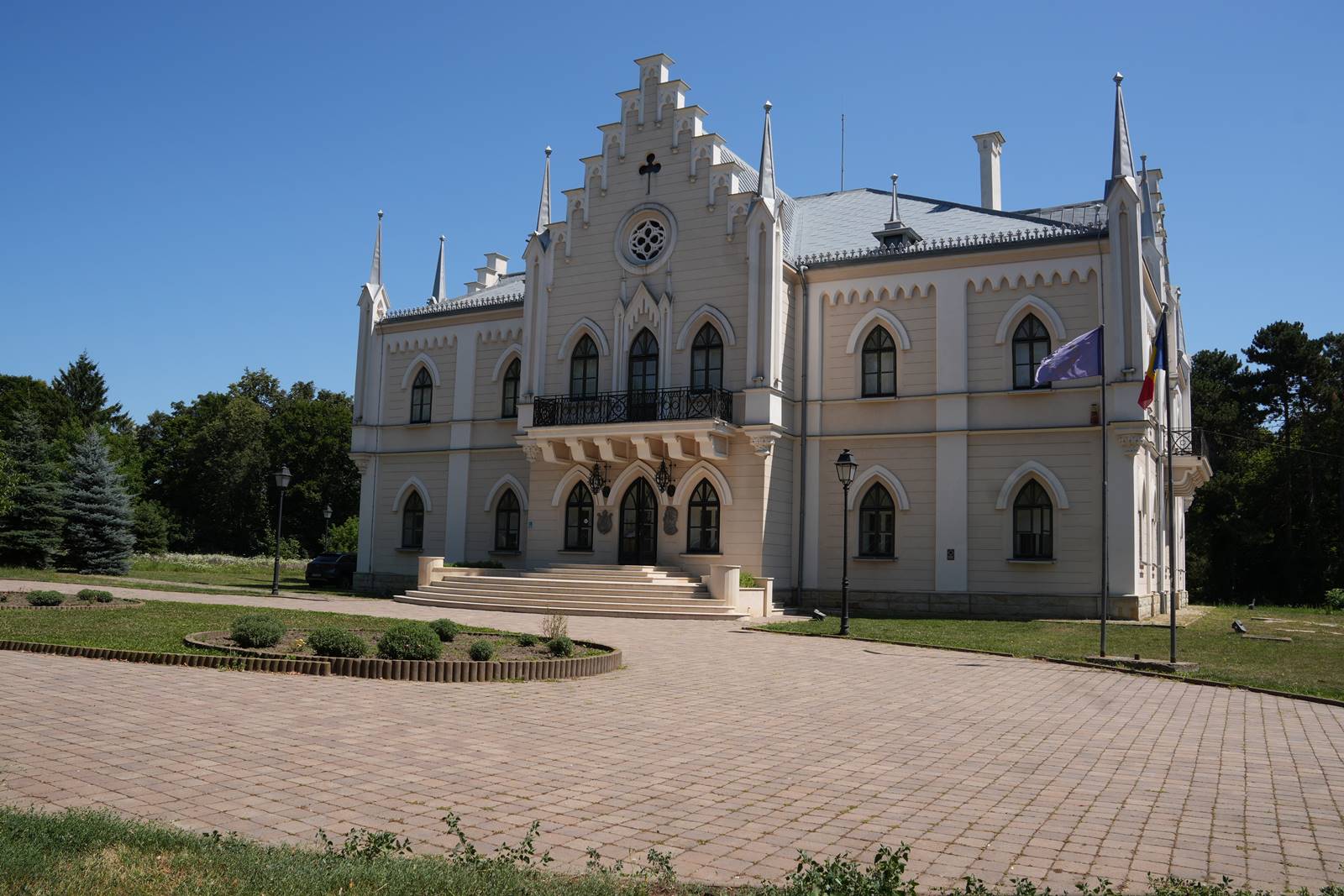 Palatul „Alexandru Ioan Cuza” de la Ruginoasa – reședința Domnitorului Unirii