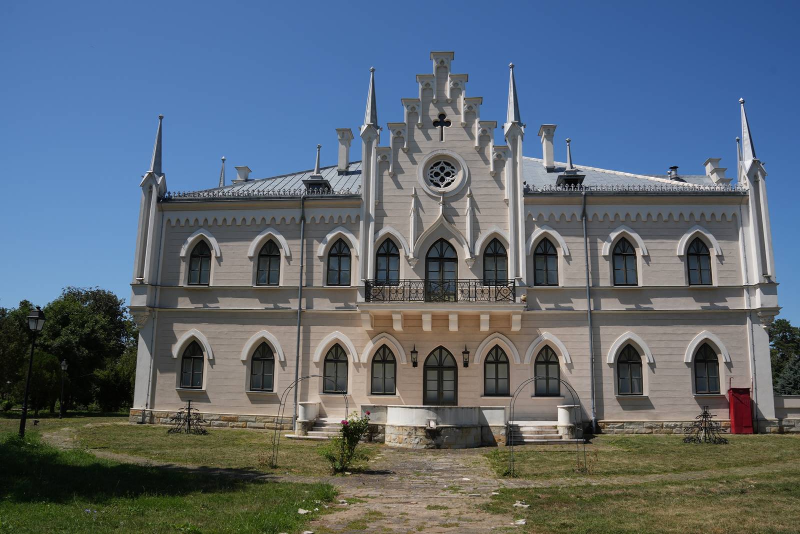 Palatul „Alexandru Ioan Cuza” de la Ruginoasa