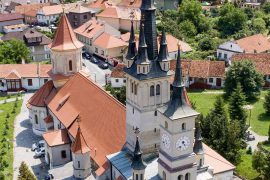Diversitatea culturală în lumea românească: Brașov și Cluj
