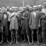 Evrei în lagăr | sursa: wikipedia.org