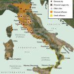 Influențele etruscilor și grecilor în Italia